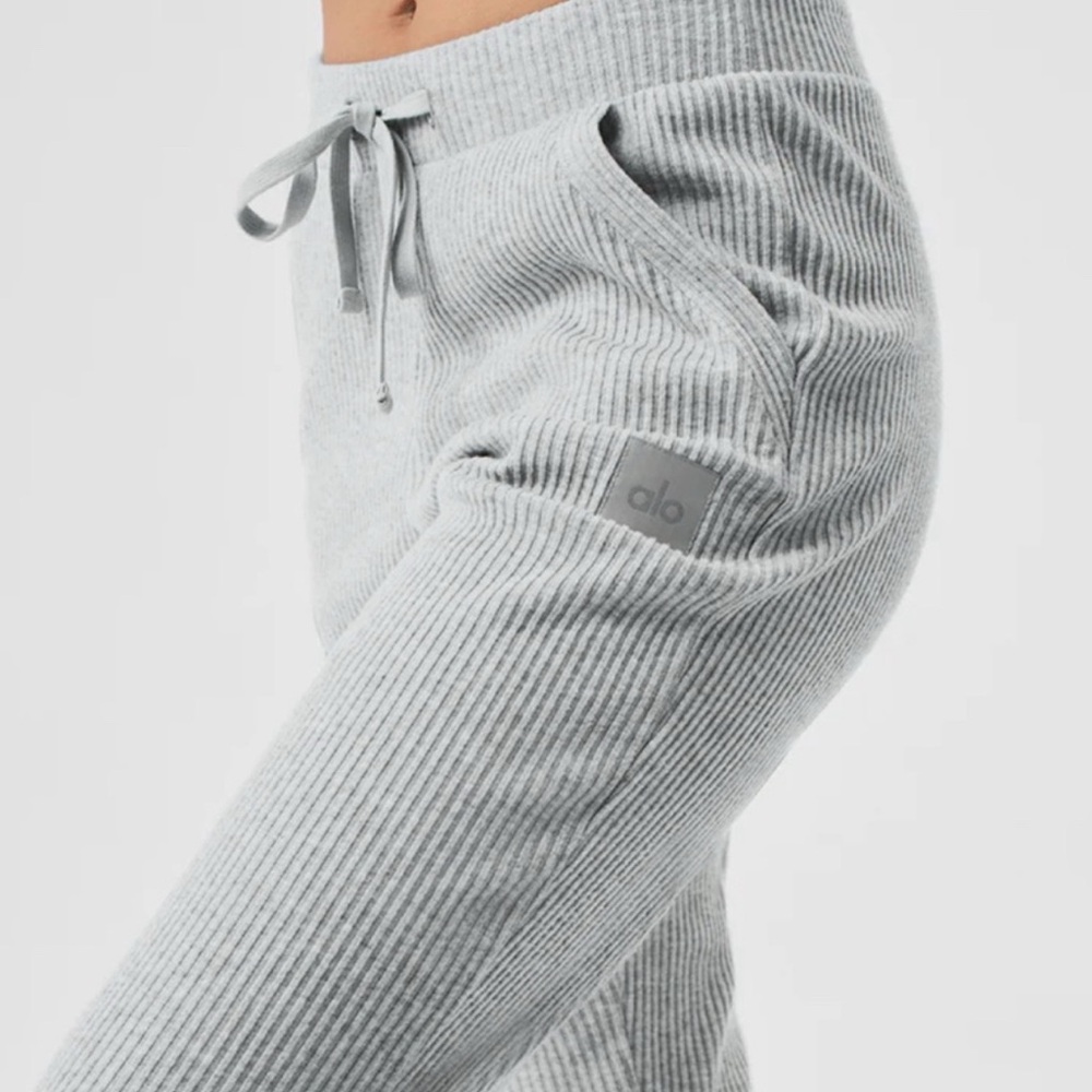 ALO Yoga Gray Ribbed Pants